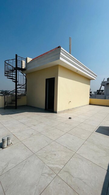 3 BHK Villa For Sale in Sector 114