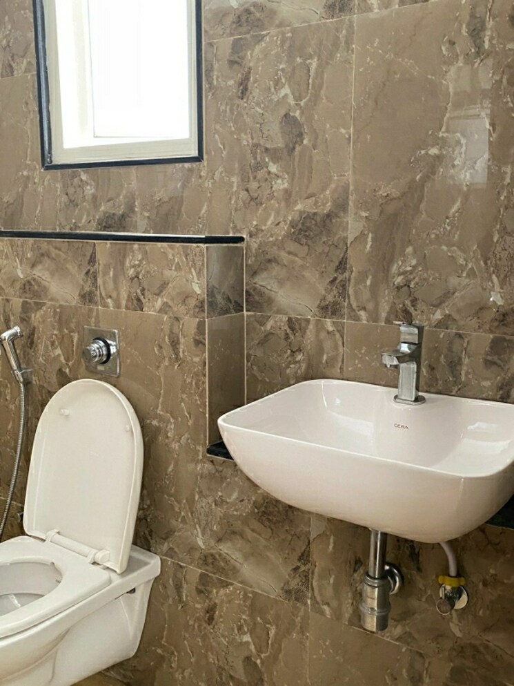 Bathroom, vtp-leonara 2 Bedroom 760 Sq.Ft. Apartment In Mahalunge Pune 7314022