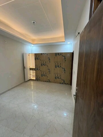 Room in 4 BHK Villa at Sahastradhara Road – for Sale
