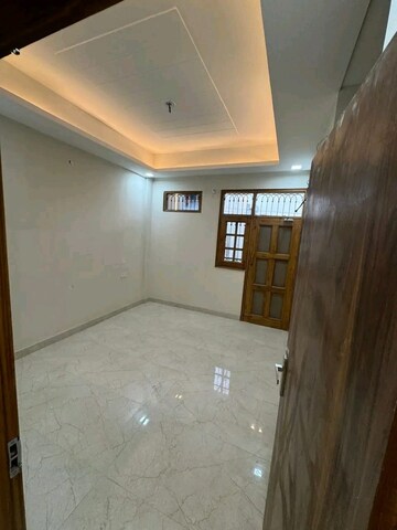Room in 4 BHK Villa at Sahastradhara Road – for Sale