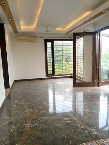 Room in 3 BHK Builder Floor at Greater Kailash ii – for Sale
