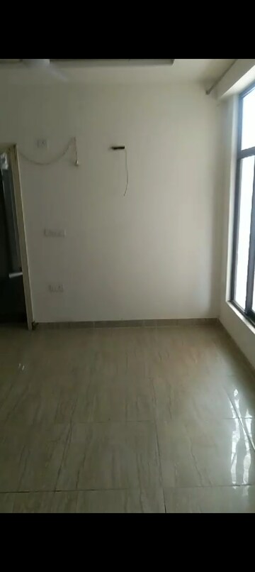 Room in 2 BHK Apartment at JKG Palm Resort, Raj Nagar Extension – for Sale