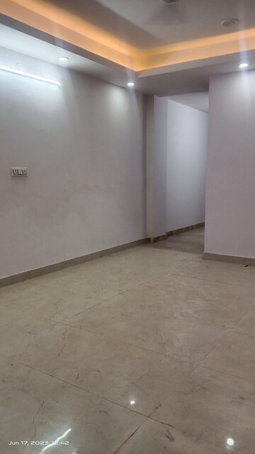 Room in 3 BHK Builder Floor at Chattarpur – for Sale
