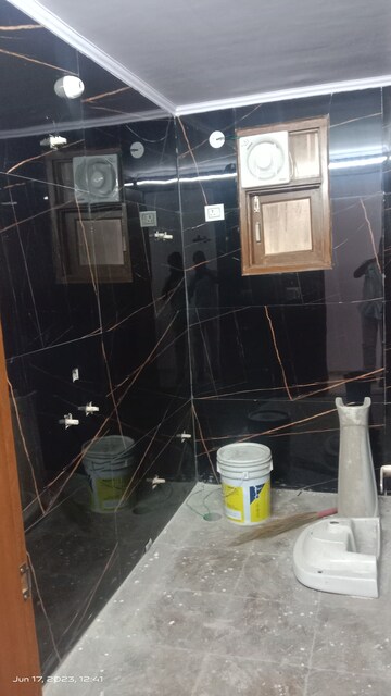 Gym in 3 BHK Builder Floor at Chattarpur – for Sale