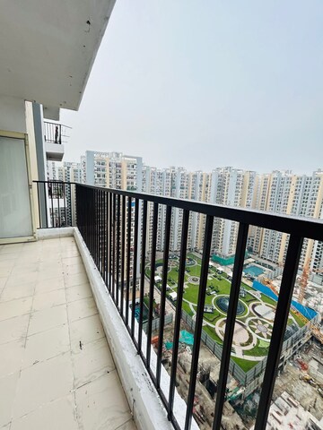 2 BHK Apartment For Sale in Panchsheel Greens II, Sector 16 Greater Noida