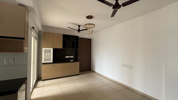 Room in 2 BHK Apartment at Panchsheel Greens II, Sector 16 Greater Noida – for Sale