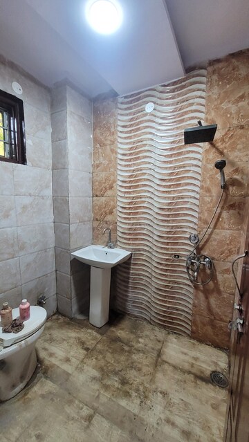 Bathroom in 3 BHK Builder Floor at Dilshad Garden – for Sale