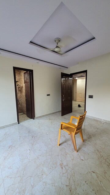 Bedroom in 3 BHK Builder Floor at Dilshad Garden – for Sale