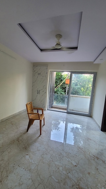 Bedroom in 3 BHK Builder Floor at Dilshad Garden – for Sale
