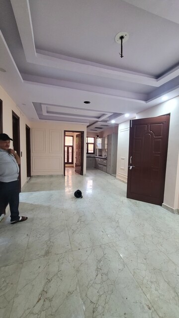 Living Room in 3 BHK Builder Floor at Dilshad Garden – for Sale