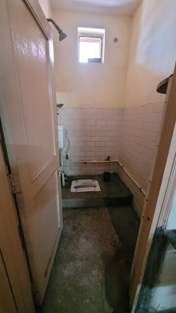 Bathroom in 2 BHK Builder Floor at Dilshad Garden – for Sale