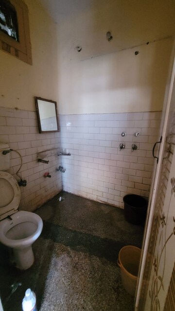Bathroom in 2 BHK Builder Floor at Dilshad Garden – for Sale