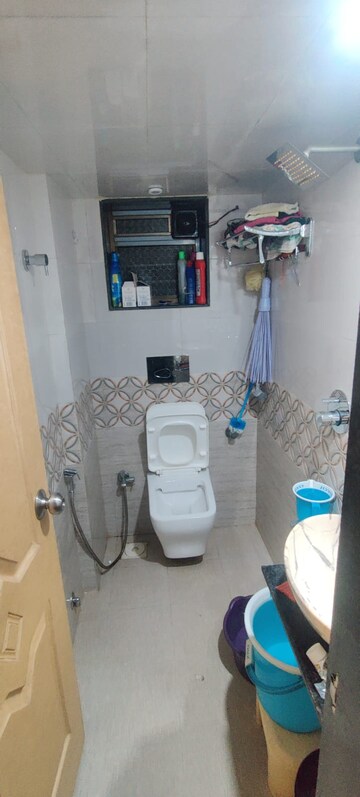 Bathroom in 2.5 BHK Apartment at Veena Saaz, Kandivali East – for Sale