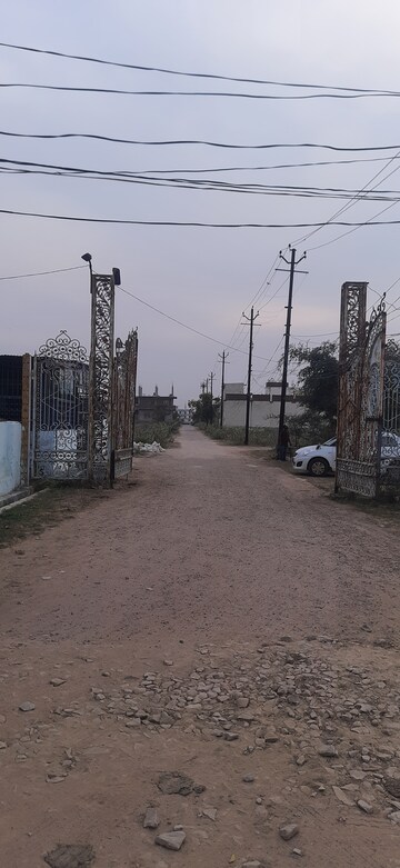  Plot For Sale in Chhatikara
