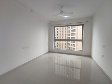 Furnished Amenities in 3 BHK Apartment at Hiranandani Fortune City, New Panvel – for Rent