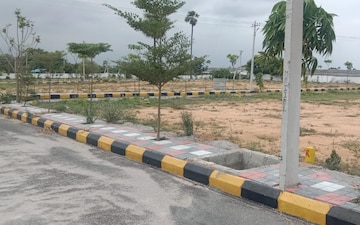 Plot For Sale in Ecil