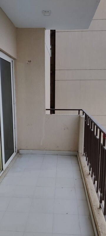 Kitchen in 2 BHK Apartment at Signature Global The Roselia, Sector 95a – for Sale