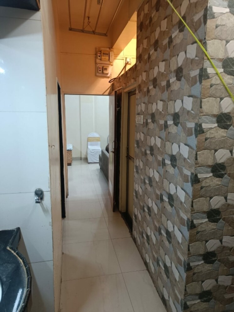 Bathroom, adarsh-chs-maharshi-nagar 2 Bedroom 985 Sq.Ft. Apartment In Maharshi Nagar Pune 7317435