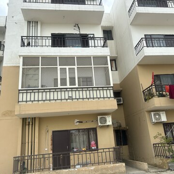 2.5 BHK Builder Floor For Sale in Jali Kothi