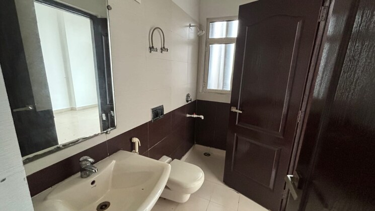 Master Bedroom, sunworld-vanalika 3 Bedroom 1405 Sq.Ft. Apartment In Sector 107 Noida 7317835