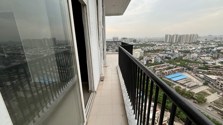 Balcony, sunworld-vanalika 3 Bedroom 1405 Sq.Ft. Apartment In Sector 107 Noida 7317835
