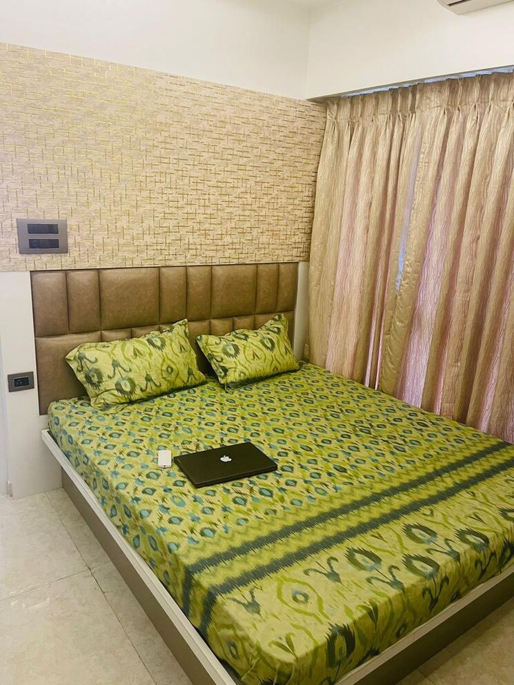 Bedroom, lodha-amara-tower-47-and-48 3 Bedroom 955 Sq.Ft. Apartment In Kolshet Road Thane 7317866