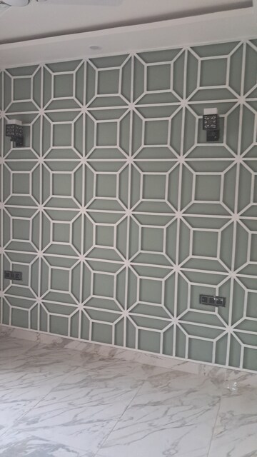Bathroom in 2.5 BHK Apartment at RWA Jalvayu Vihar, Sector 25 – for Sale