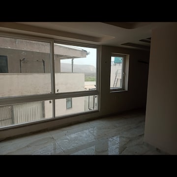 Room in 2.5 BHK Builder Floor at PR Residency Hydershakote, Hydershakote – for Sale