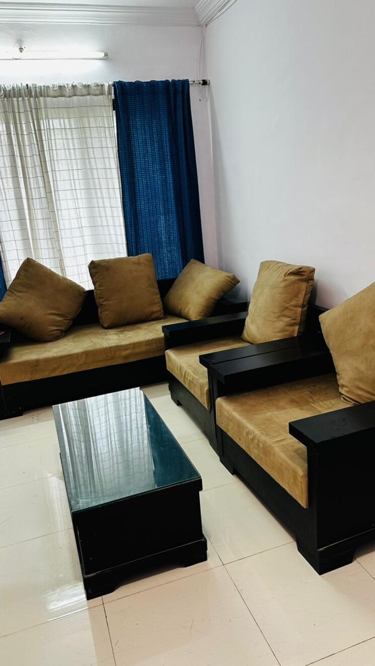 Living Room, rna-ng-regency-phase-i 1 Bedroom 585 Sq.Ft. Apartment In Balkum Pada Thane 7318313