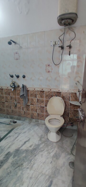Bathroom in 4 BHK Independent House at Sector 21d – for Sale