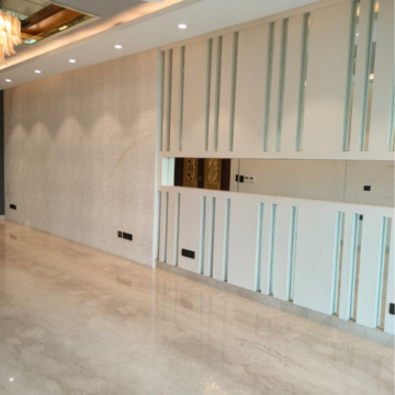 Balcony in 4 BHK Builder Floor at Dlf Phase ii – for Sale