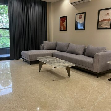 Living Room in 4 BHK Builder Floor at Ansal Sushant Lok I, Sector 43 – for Rent