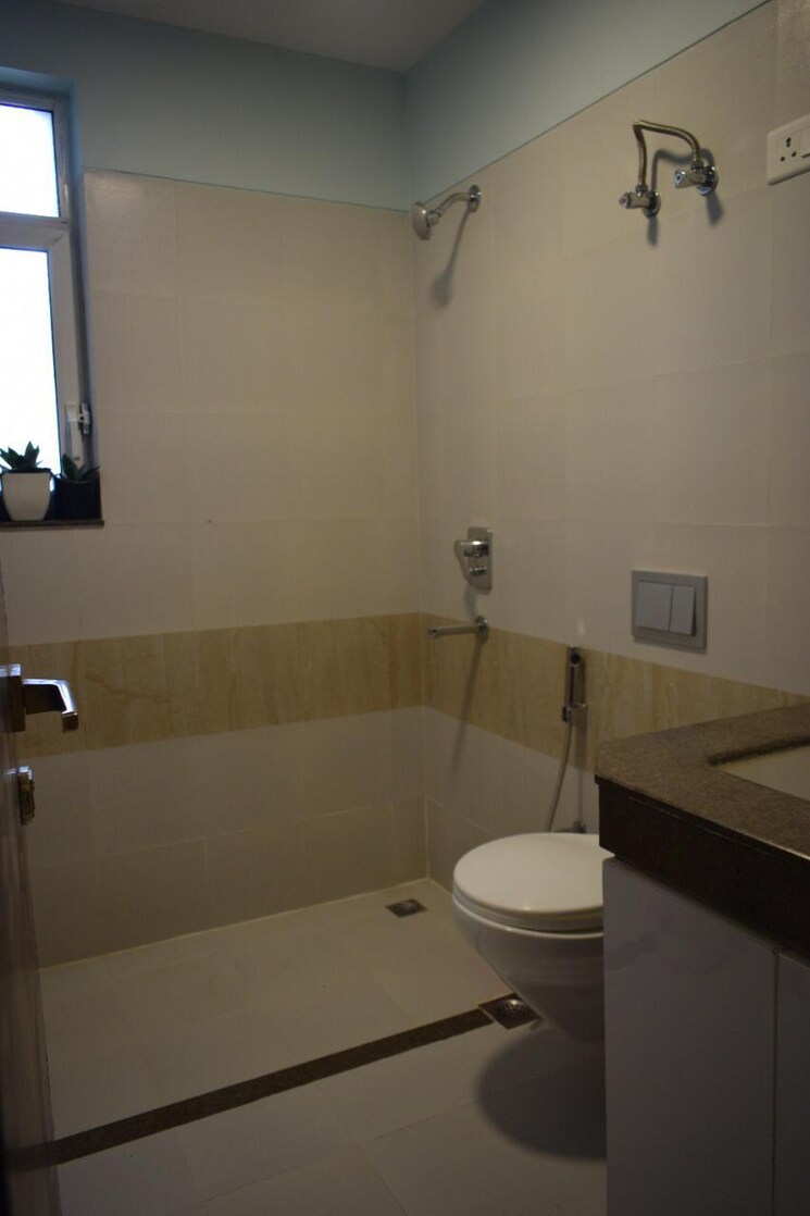 Bathroom, m3m-flora-68 3 Bedroom 1635 Sq.Ft. Apartment In Sector 68 Gurgaon 7318655
