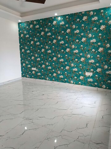 Bedroom in 3 BHK Builder Floor at Sector 85 – for Sale