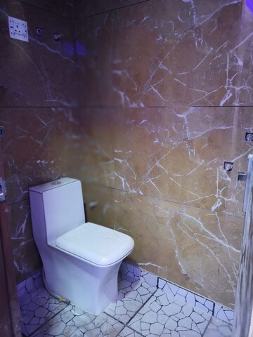 Bathroom in 1.5 BHK Apartment at Sion – for Sale