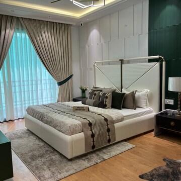 Room in 3 BHK Builder Floor at Sector 99 – for Sale