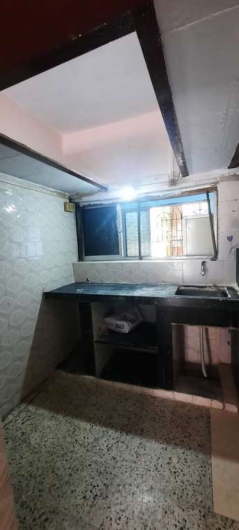 1 RK Penthouse For Rent in Kopar Khairane Navi Mumbai  7319455