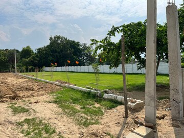   Plot at Kanpur Road – for Sale
