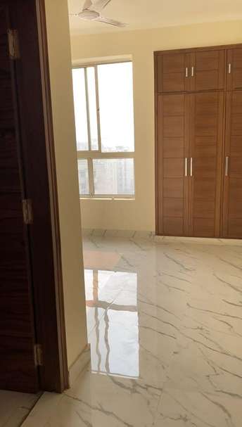 3 BHK Builder Floor For Rent in Noida Central Noida  7319799