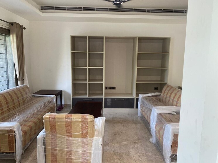 Kitchen, sobha-international-city-phase-1 5 Bedroom 5816 Sq.Ft. Villa In Sector 109 Gurgaon 7320093