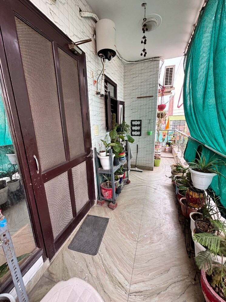 Balcony, new industrial township 3 Bedroom 2200 Sq.Ft. Builder Floor In New Industrial Township Faridabad 7320429