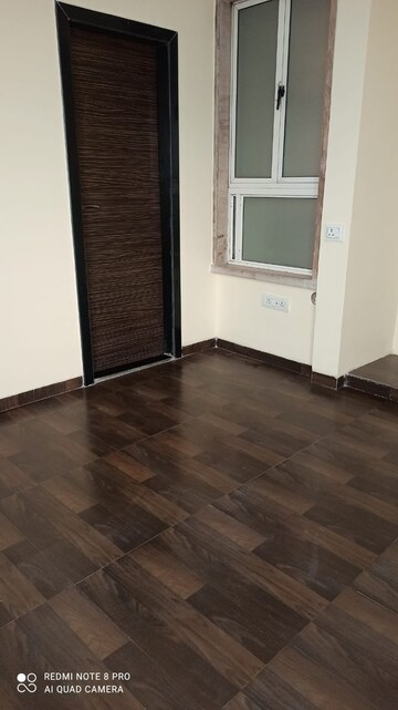Room in 2 BHK Apartment at Pride Presidency Luxuria, Ghodbunder Road – for Sale