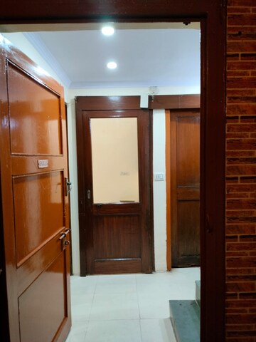 Room in 3 BHK Apartment at Ip Extension – for Sale