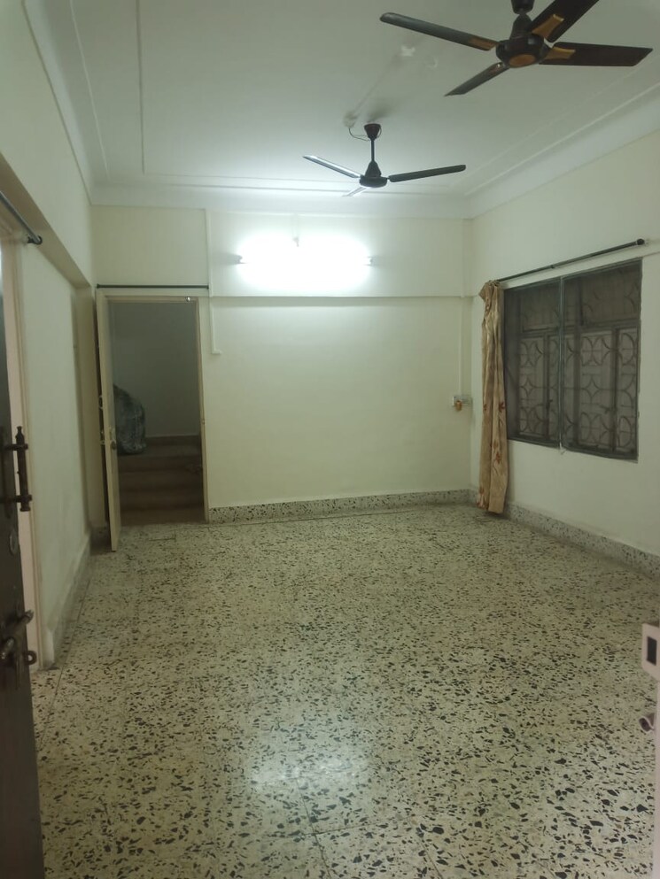 Bathroom, makwana-sons-sahawas-society 1 Bedroom 700 Sq.Ft. Villa In Karve Nagar Pune 7320788