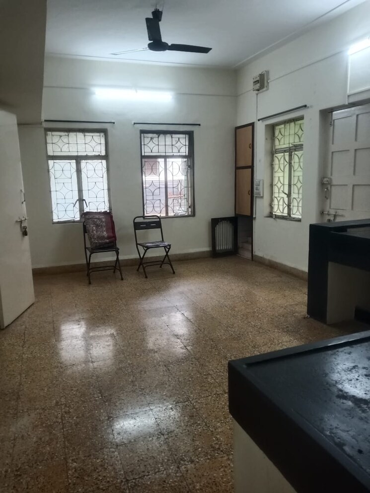 Living Room, makwana-sons-sahawas-society 1 Bedroom 700 Sq.Ft. Villa In Karve Nagar Pune 7320788