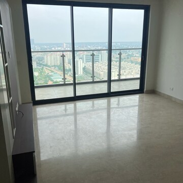 Room in 4 BHK Apartment at M3M Latitude, Sector 65 – for Sale