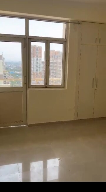 Room in 2 BHK Apartment at KW Srishti, Raj Nagar Extension – for Sale