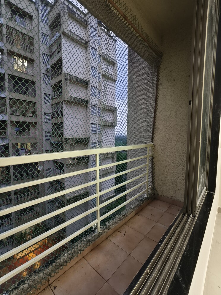 Balcony, mayurs-nature-glory 1 Bedroom 600 Sq.Ft. Apartment In Kalwa Thane 7321368