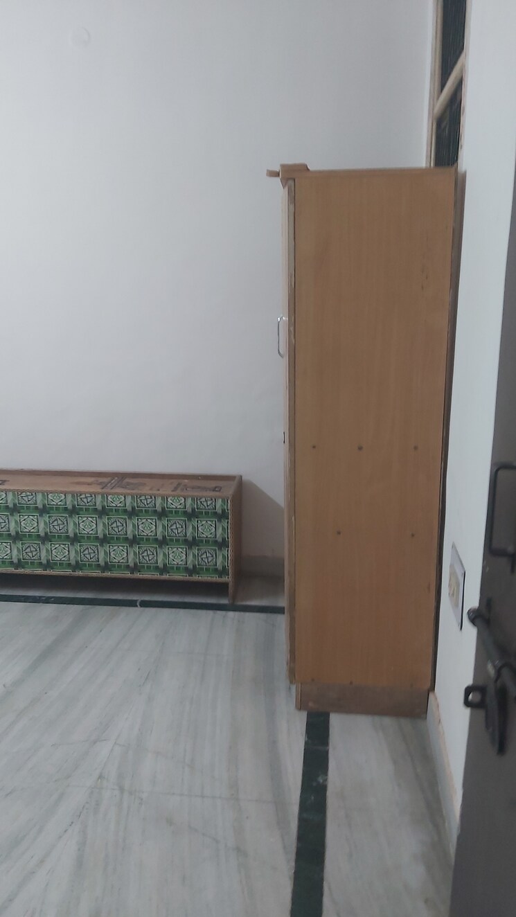 undefined, acharya niketan 2.5 Bedroom 450 Sq.Ft. Builder Floor In Acharya Niketan Delhi 7321376