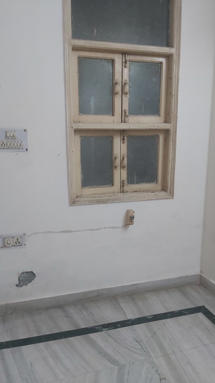 undefined, acharya niketan 2.5 Bedroom 450 Sq.Ft. Builder Floor In Acharya Niketan Delhi 7321376